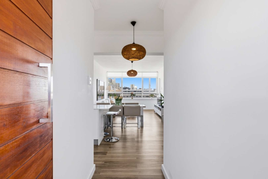 2 Bedroom Property for Sale in Sea Point Western Cape
